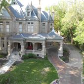Shakespeare Chateau Inn & Gardens