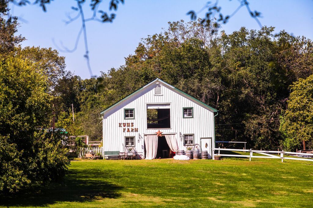 Location Photos Of Kuhs Estate And Farm Kuhs Estate And Farm 11 3 2017